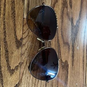tory burch Stylish Gold and Black Sunglasses